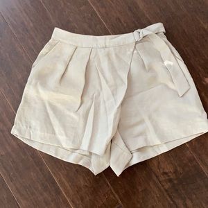 ASTR high waisted shorts